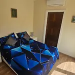 Lunzjata Mansions Penthouse Apartament *