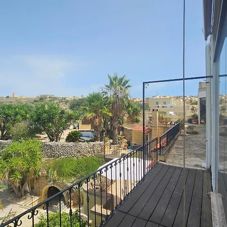 Lunzjata Mansions Penthouse Ghajn il-Kbira (Gozo)