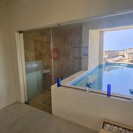 Appartamento Lunzjata Mansions Penthouse