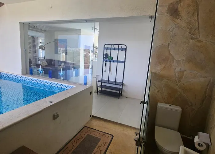 Διαμέρισμα Lunzjata Mansions Penthouse *