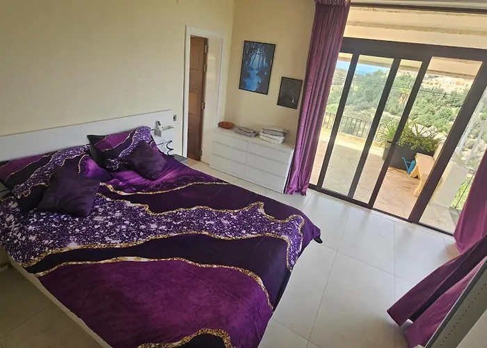 Lunzjata Mansions Penthouse Διαμέρισμα