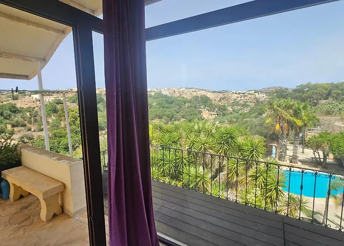 Lunzjata Mansions Penthouse Διαμέρισμα