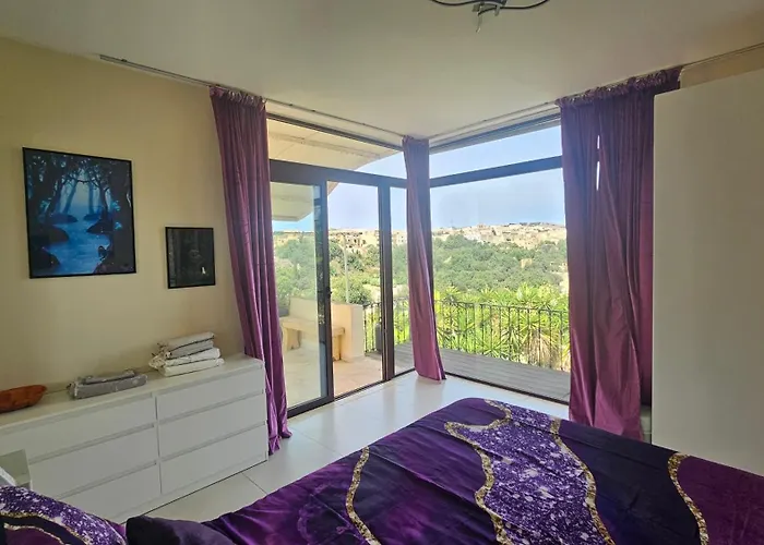 Lunzjata Mansions Penthouse * Ghajn il-Kbira (Gozo)